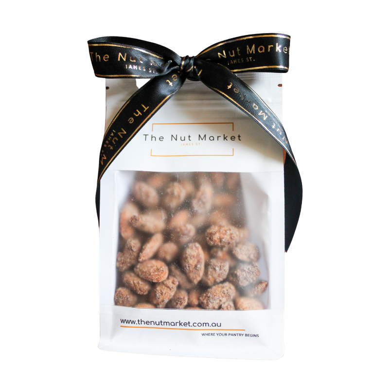 Cinnamon Almonds in 200g Nut Market Gift Bag.